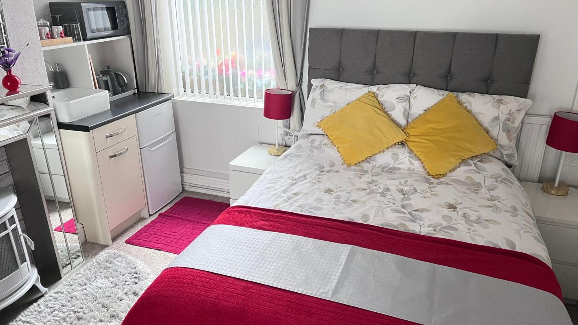 Victoria House - Self Catering Quiet Guesthouse - Adult Singles And Couples Only Μπλάκπουλ Εξωτερικό φωτογραφία